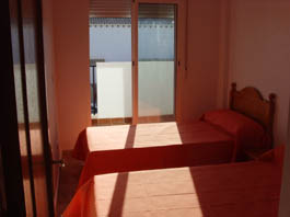 Twin bedroom